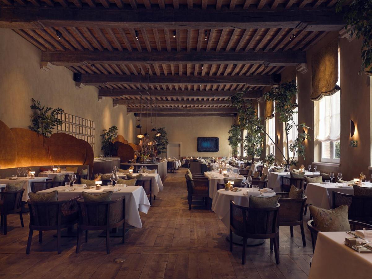 Botanic Sanctuary Antwerp - The Leading Hotels Of The World Exterior foto Interior of the restaurant